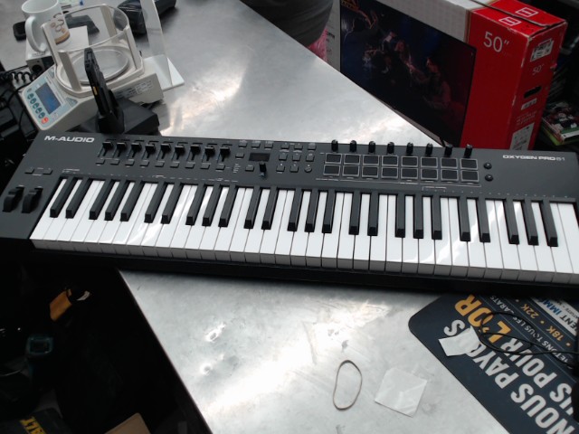 Clavier oxygen pro 61