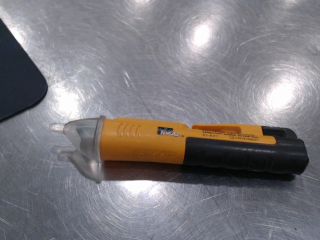 Voltage detecteur