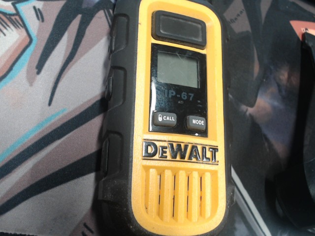 Walki talkie dewalt ip-67