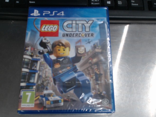 Lego city undercover ps4 neuf