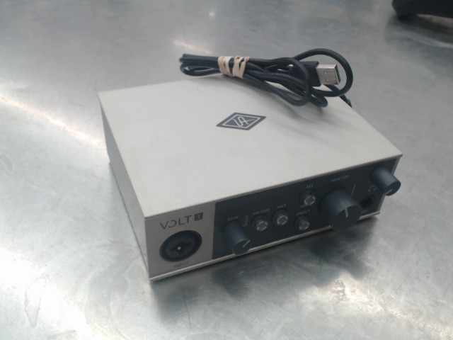 Universal audio volt 1 audio interace