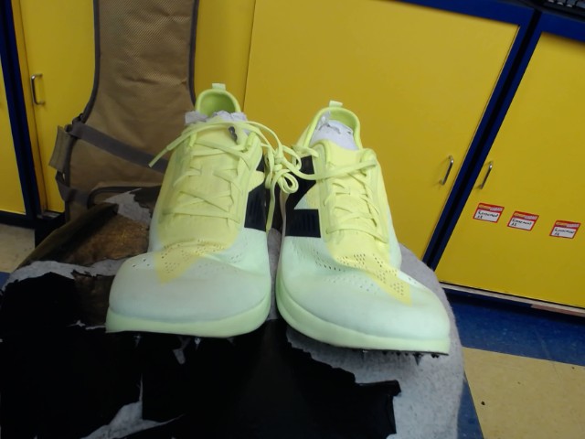 New balance fuelcell md x v3
