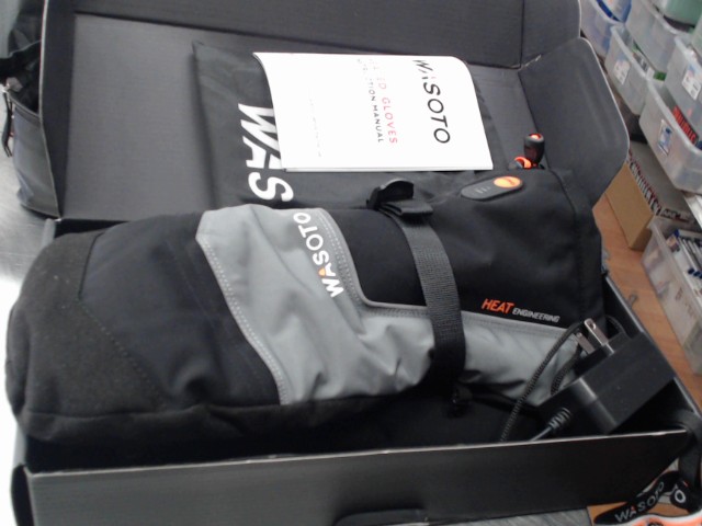 Classic heated gloves brand new box