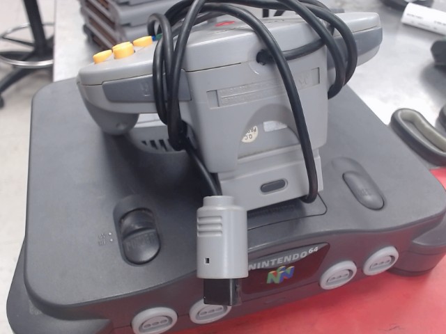 Nintendo 64 avec cable et manette
