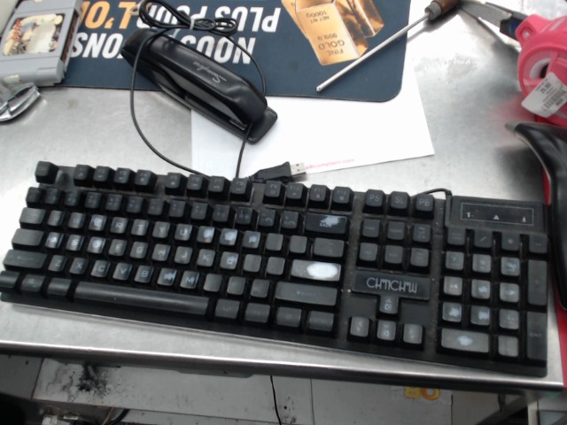 Clavier filaire rgb mac/pc/ps4/xbox