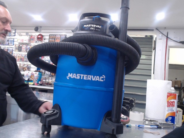 Aspirateur pour d�chets secs et humides