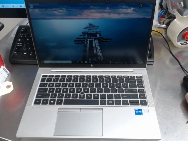 I5-1145g7 / 16gbram / 512gbssd