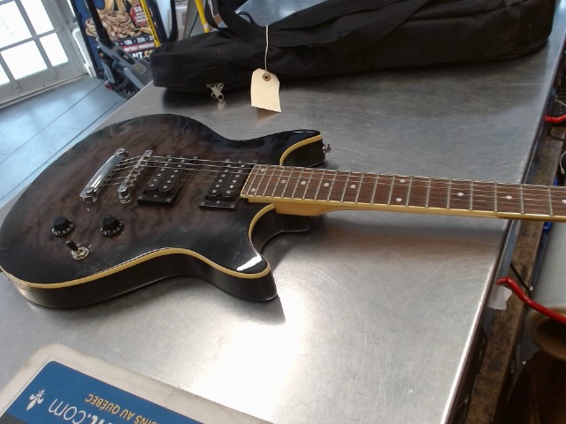 Guit elec lyon noir