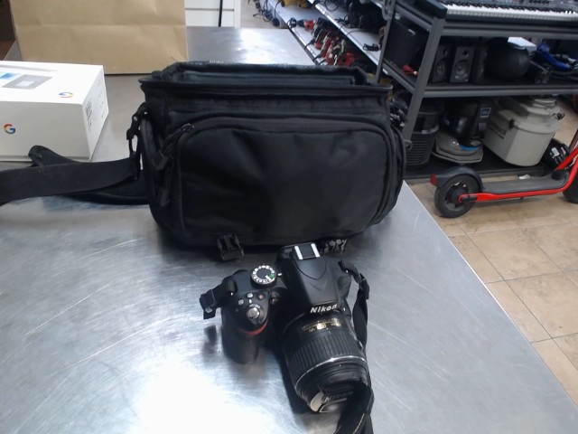 Camera nikon + lentille 18-55