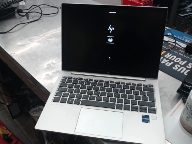 Hp elitebook +charge/sac 32ram/12cpu