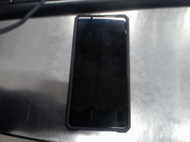 Cell pixel 7 128gb + case rouge