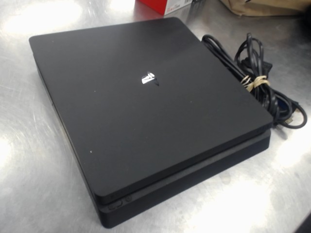 Ps4 slim avec fil no man