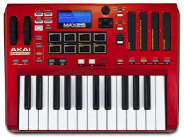 Akai prof. max25+cables