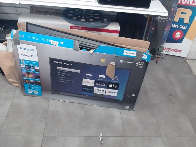 Tv 40 smart + manette + box