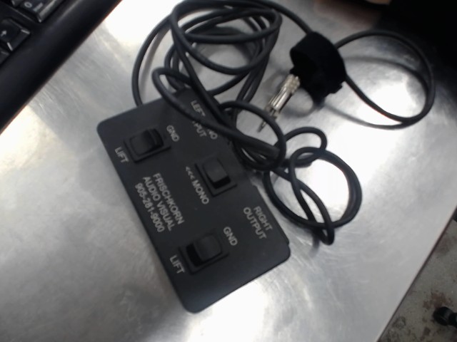 Switch pedal