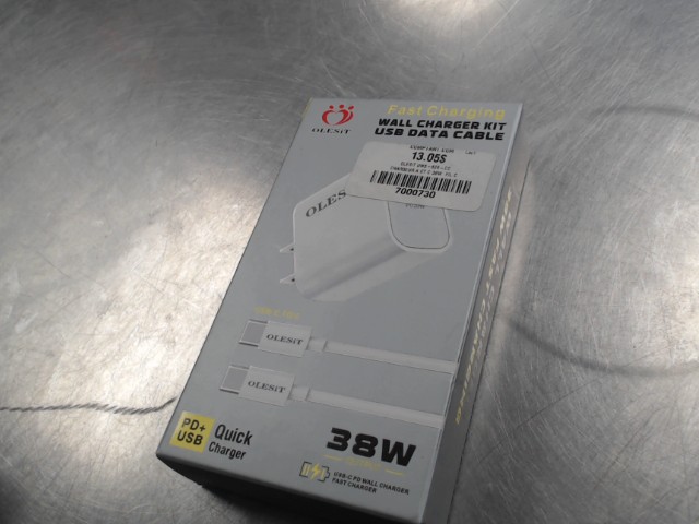Bloc usb+fil usb-c neuf en boite