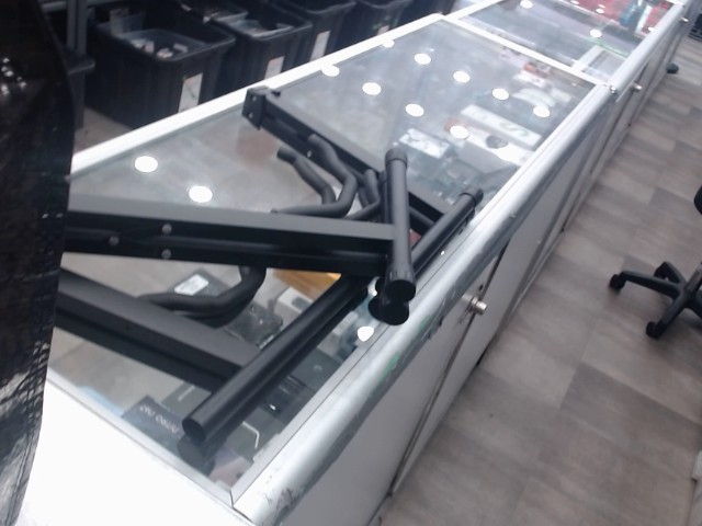 Stand guitar