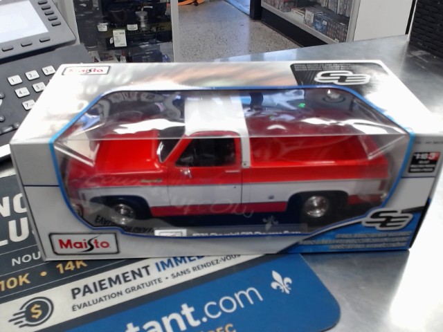Toy car 1974 chevrolet c10 cheyennesuper