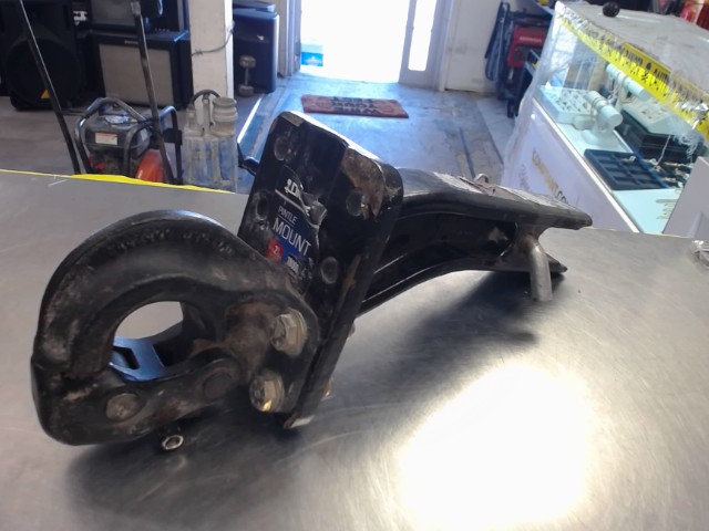Truck hitch