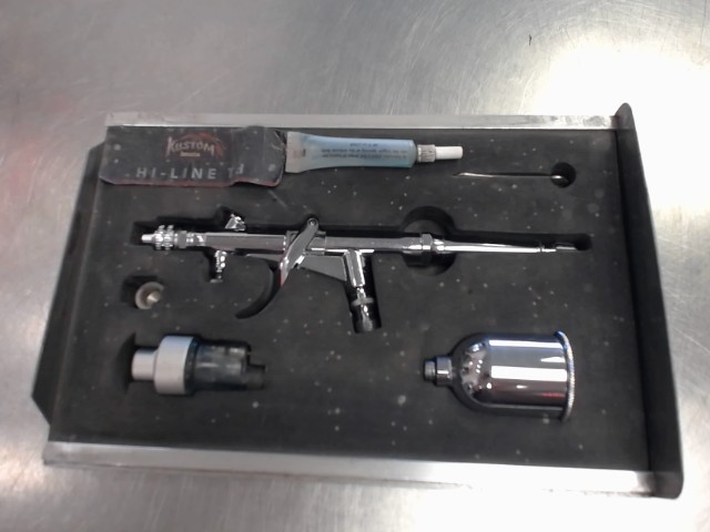 Airbrush iwata hp-th gravity feed