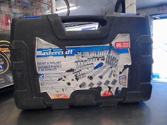 Socket & tool set mastercraft