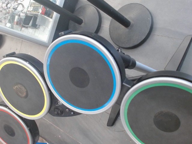 Rock band drum set