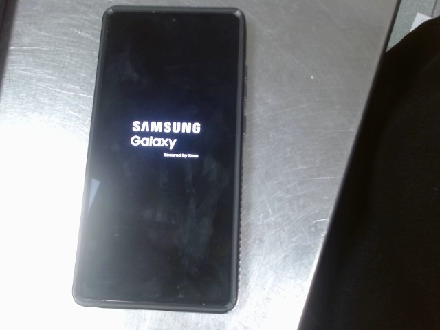 Galxy s25 ultra avec caise noir