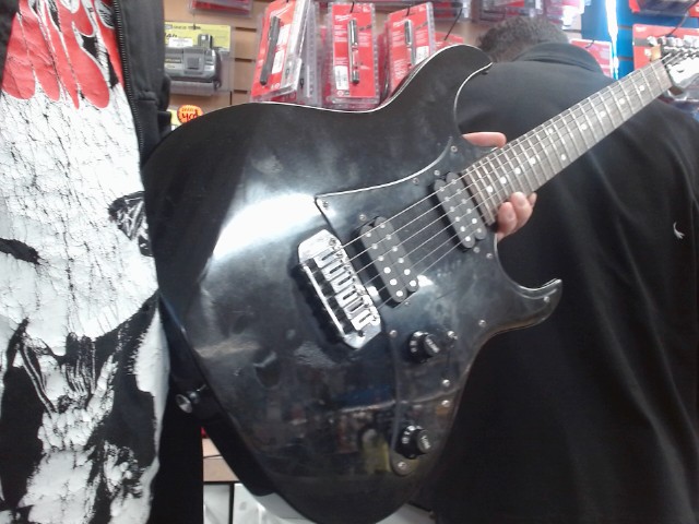 Guitar electrique noir