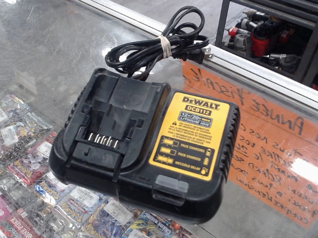 Chargeur 12v/20v �lectriqeu