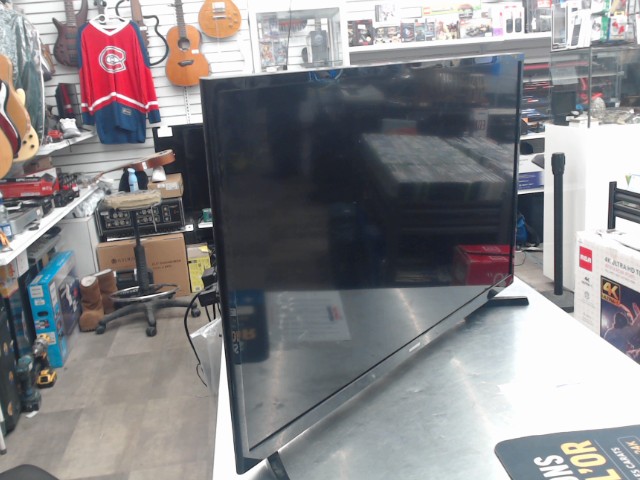 Samsung 32'' smart-? television +manette