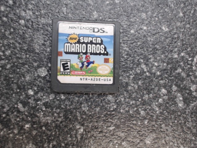 Super mario bros ds loose