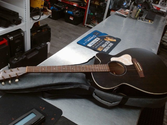 Art & lutherie legacy faded black cw qit