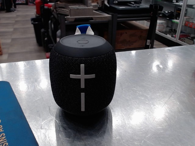 Speaker bluetooth