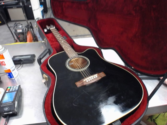 Guitare accoustique takamine g series