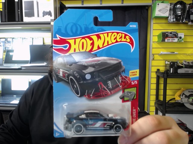 2005 ford mustang
