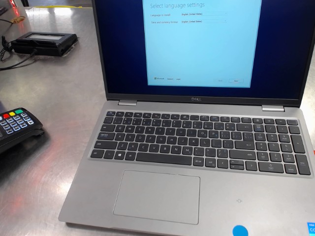 Dell i7-1185g7/16gb ram/512gb ssd