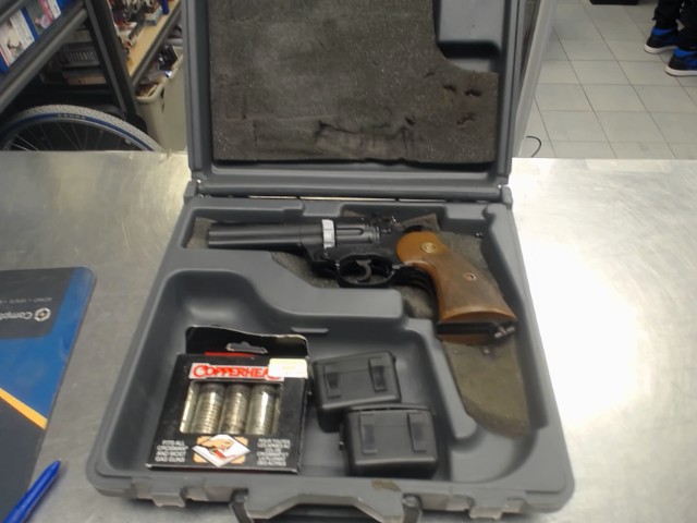 Revolver crosman 357  brown grips