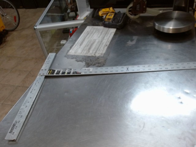 Equerre en t 48p
