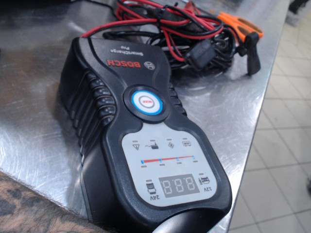 Chargeur/booster