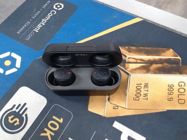 Earbuds bluetooth