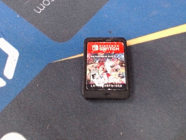 Mario kart 8 deluxe