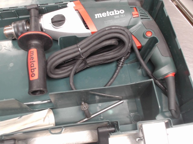 Hammer drill a fil metabo neuf dans cof