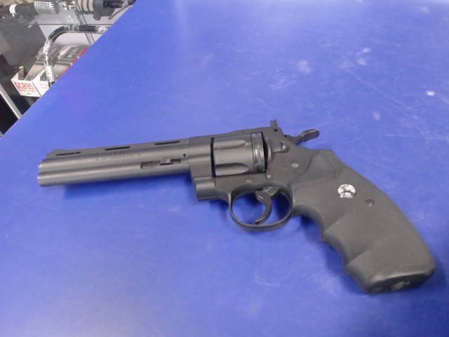 Gun a plomb