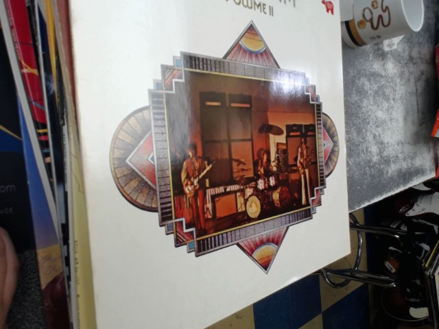 Live cream volume ii vinyl