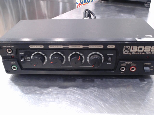 Delay boss dm-100
