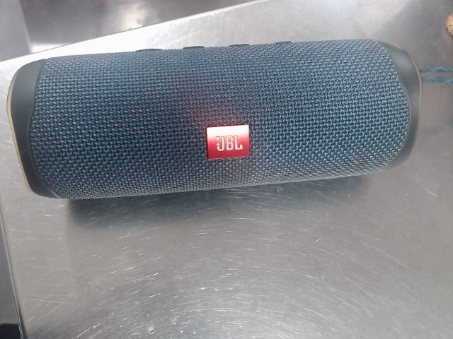 Speaker vert jbl flip 5