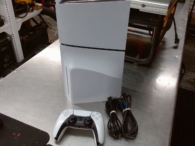 Ps5 avec fils et mannette