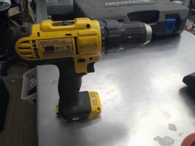 Drill dewalt a batterie