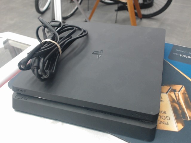 Console ps4 noir slim 1tb no controller