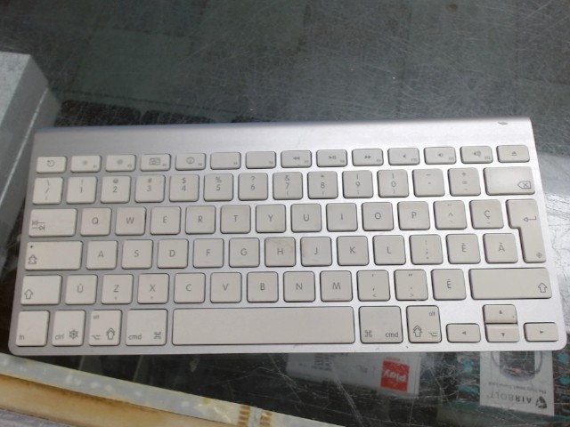Clavier apple sans fil